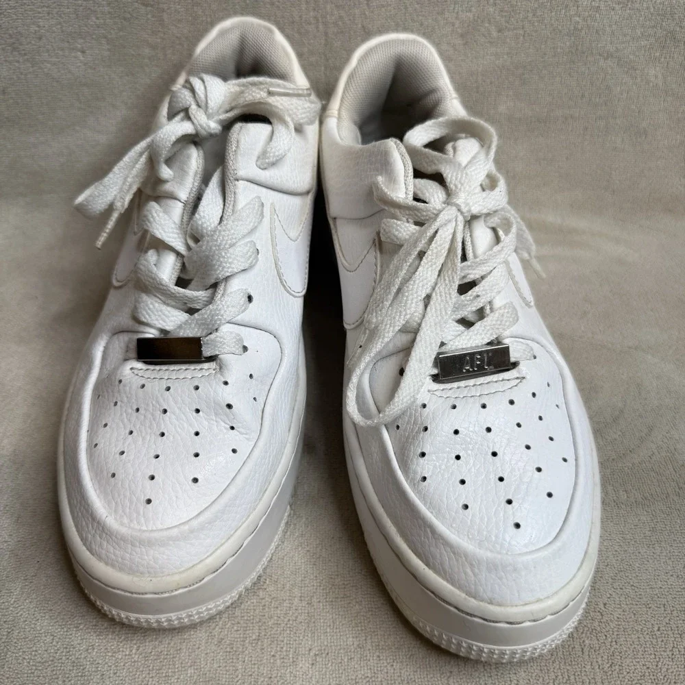 pre loved